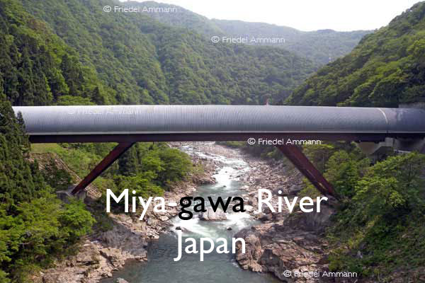 BAUTEN – Brücken / Bridges - Bridge across Miya-gawa River, Japan 