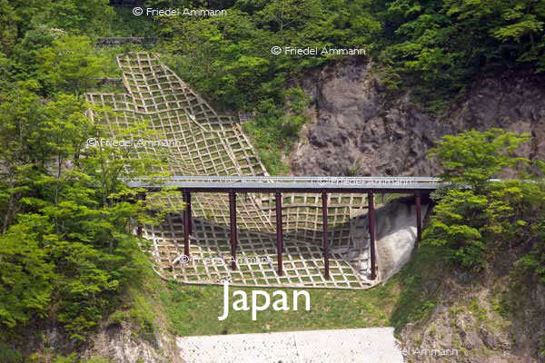BAUTEN – Brücken / Bridges - Bridge across Miya-gawa River, Japan 