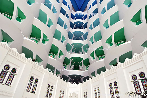 BAUTEN - Gebäudeansichten / Building opinions - Burj al Arab Hotel, Dubai