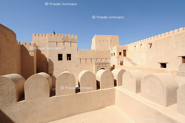 BAUTEN - Gebäudeansichten / Building opinions - Fort in Nizwa, Oman