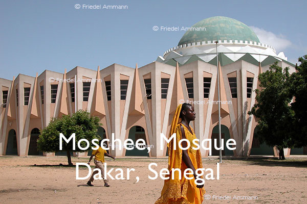 BAUTEN - Sakralbauten / Sacred architecture – Moschee, Mosque – Dakar, Senegal