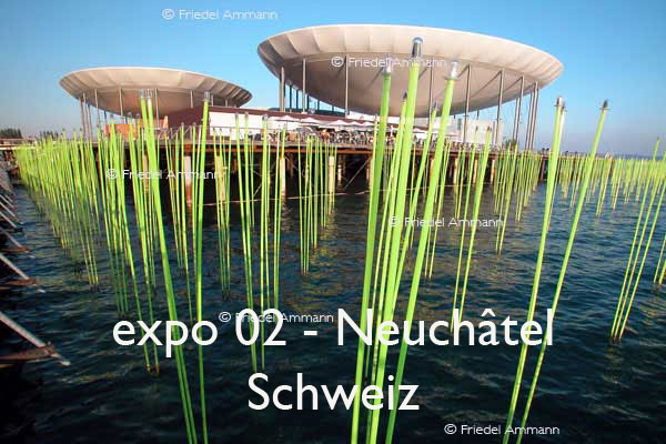 BAUTEN / MOBILITÄT – BUILDINGS / MOBILITY - Konstruktionen / Constructions - expo 02 – Les Galets de l'arteplage de Neuchâtel, Schweiz