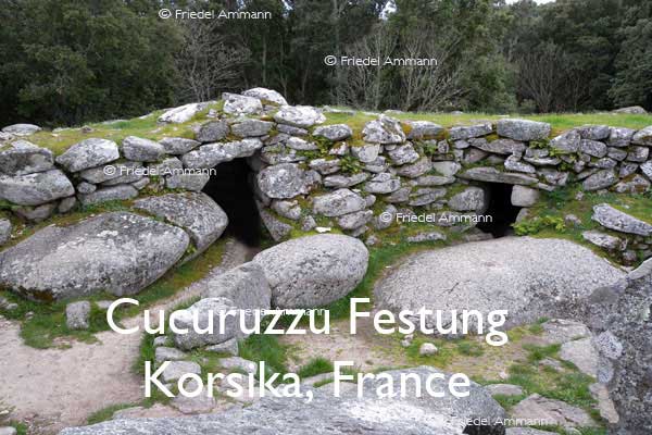 BAUTEN / BUILDINGS - Burgen / Castles  – Cucuruzzu Festung – Korsika, Corsica, France