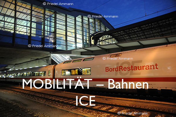 BAUTEN / MOBILITÄT – Bahn – ICE, Schweizer Bahnhof SBB, Basel, Schweiz