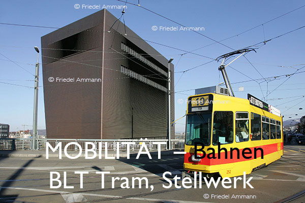 BAUTEN / MOBILITÄT – Bahn  – BLT Tram, Zentrales Stellwerk der SBB - Architekten Herzog & de Meuron - Münchensteinerbrücke, Basel, Schweiz 