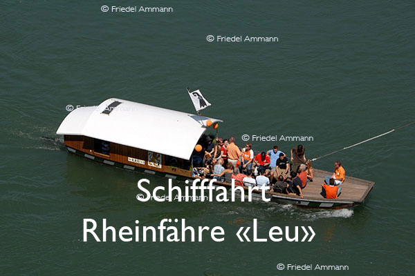 BAUTEN / MOBILITÄT – Schifffahrt – Mittlere Rheinfähre «Leu» in Basel, Schweiz
