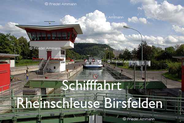 BAUTEN / MOBILITÄT – Schifffahrt – Rheinschleuse Birsfelden bei Basel, Schweiz