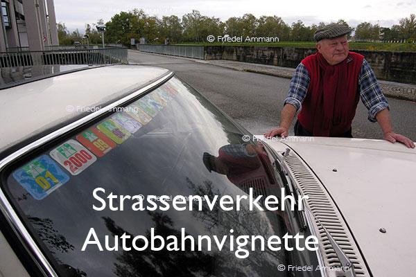 BAUTEN / MOBILITÄT – Strassenverkehr / Traffic - Autobahnvignette, Schweiz