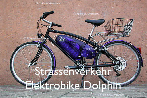 BAUTEN / MOBILITÄT – Strassenverkehr / Traffic - Elektrobike Dolphin
