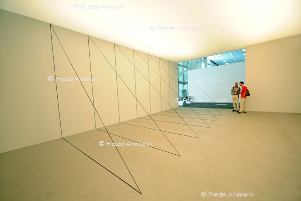ART 42 Basel 2011 Unlimited - Fred Sandeback, Untitled (Sculptural Study - Seven-part Right-angled Trianular