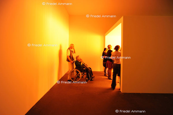 ART 42 Basel 2011 Unlimited - Dan Flavin, «Untitled» (to Barry, Mike, Chuck and Leonard) - Paula Cooper Galleriy, New York
