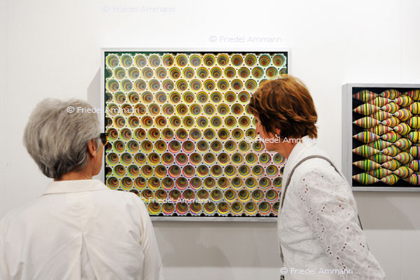 ART 42 Basel 2011 Unlimited - Carmen Perrin, «Capteur»