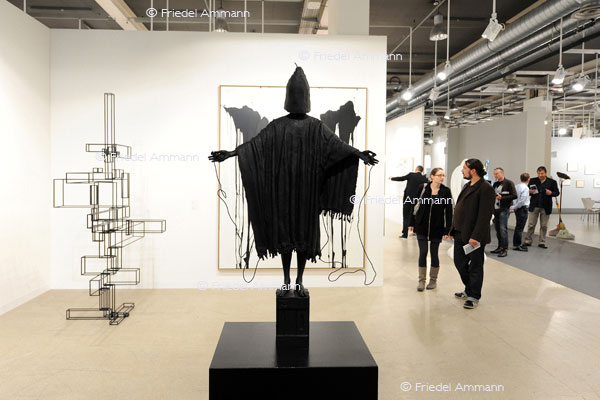 KULTUR - ART Unlimited Basel 41 2010 - White Cube Gallery, London