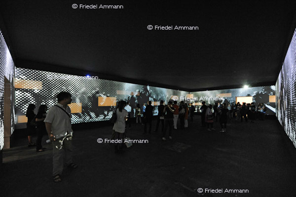 KULTUR - ART Unlimited Basel 41 2010 - Frontier, Doug Aitken - Galerie Presenhuber, ZH
