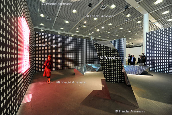 ART Basel 40 Unlimited 2009 - Mai-Thu Perreet - Timothy Taylor Gallery, London