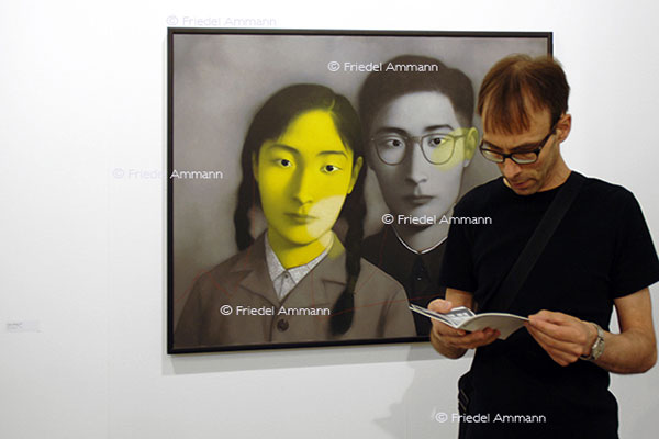 KULTUR - ART Unlimited Basel 37 2006 - Zhang Xiaogang
