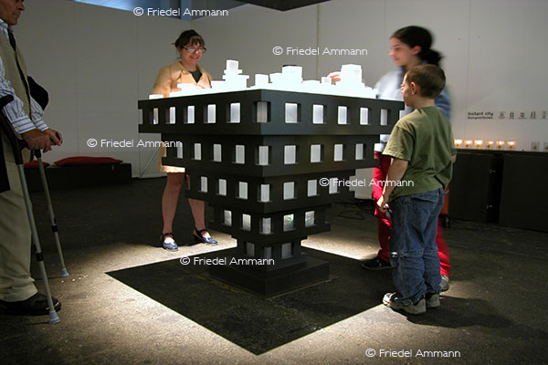 KULTUR - ART Unlimited Basel 35 2004 