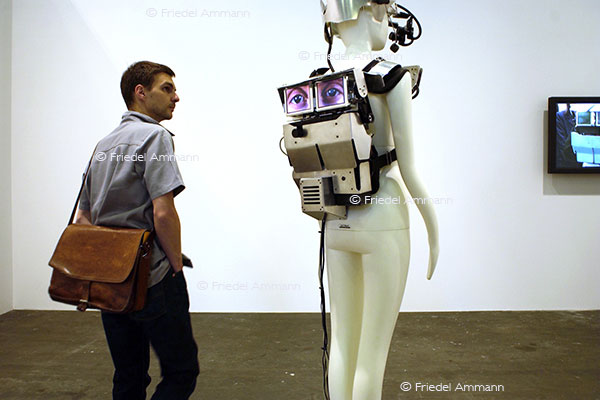 KULTUR - ART Unlimited Basel 33 2002 