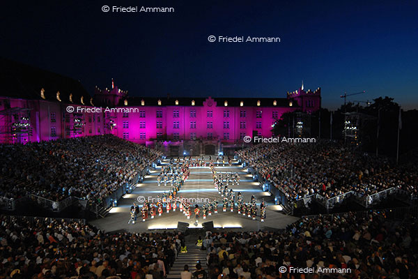 KULTUR - Basel Tattoo - Massed Pipes and Drums