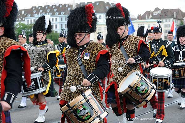 KULTUR - Basel Tattoo – Umzug durch die Stadt