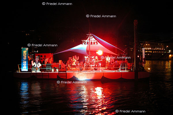 KULTUR - sisch im Fluss