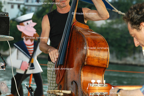 KULTUR - sisch im Fluss - Stiller Has