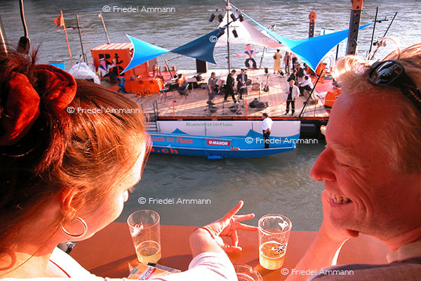 KULTUR - sisch im Fluss