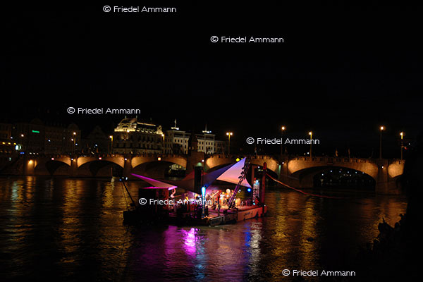KULTUR - sisch im Fluss
