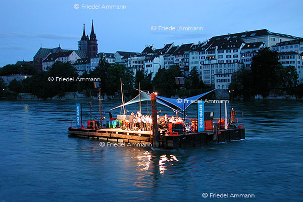 KULTUR - sisch im Fluss