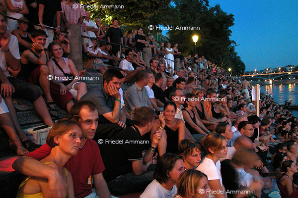 KULTUR - sisch im Fluss