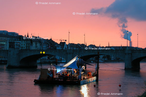 KULTUR - sisch im Fluss