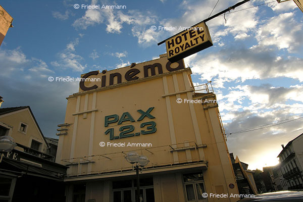 KULTUR - Kino & Theater – Lourdes, France