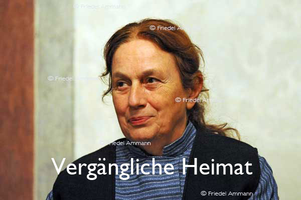 KULTUR – Vergängliche Heimat – Bettina Eichin (Künstlerin) - Bischofssaal Münster, Basel 