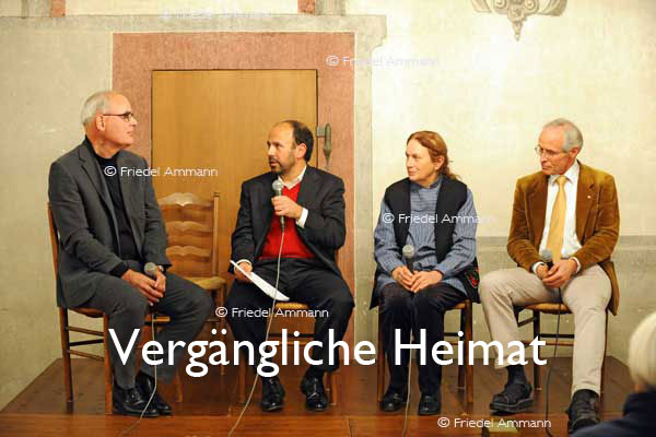 KULTUR – Vergängliche Heimat – Prof. Dr. Lukas Kundert (Kirchenratspräsident), Dan Wiener, Bettina Eichin (Künstlerin), Martin Vosseler (Arzt, Umweltaktivist) - Bischofssaal Münster, Basel 