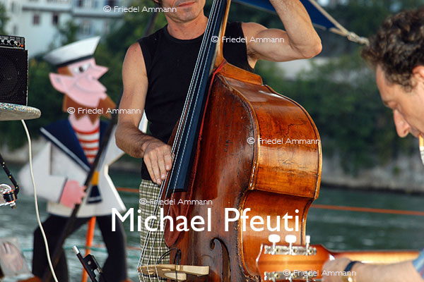 KULTUR – Musik – Michael Pfeuti, Stiller Has