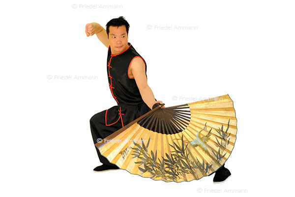 KULTUR - Chinesische Kampfkünste: Wu-Shu