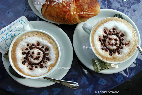KULTUR – Gastronomie - Cappucchino