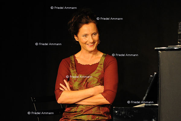 Kabarettistin Angela Buddecke