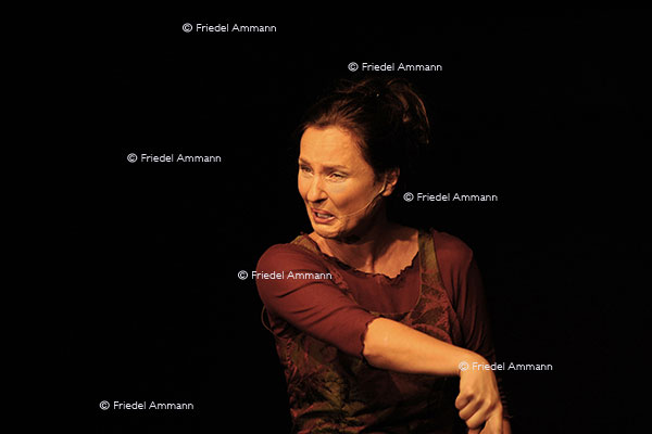 Kabarettistin Angela Buddecke 