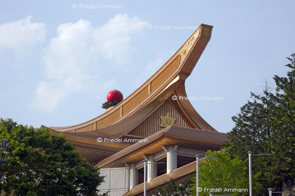 KULTUR – Buddhismus - Sukyo Mahikari Temple – Takayama, Japan 