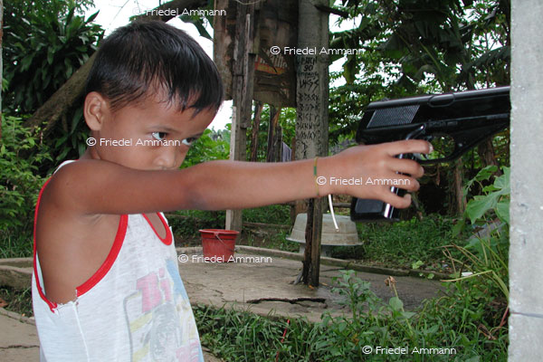 LEBEN - Hass / Hatred - Metro Manila, Philippinen
