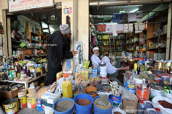 LEBEN – Kommunikation / Communication - Oman