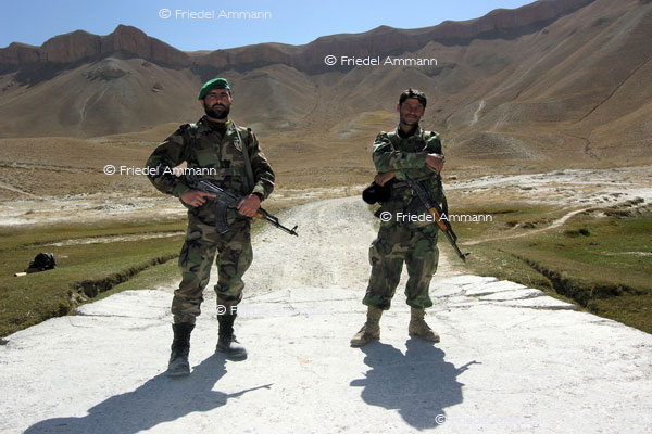 LEBEN - Gewalt / Force -  Afghanistan