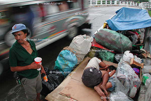 LEBEN – Familie – Metro Manila, Philippinen