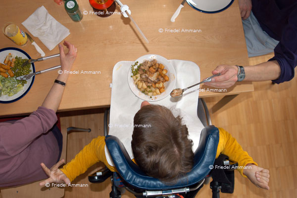 LEBEN - Kinder / children - Schweiz
