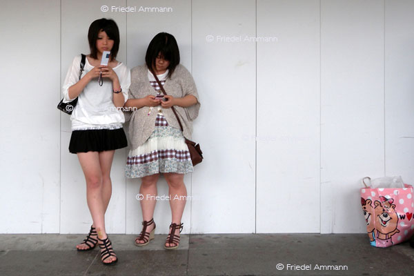 LEBEN - Jugend / Youth - Girls in Japan