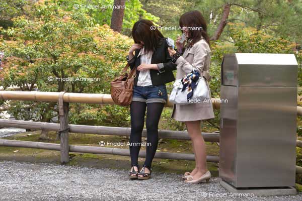 LEBEN - Jugend / Youth - Girls in Japan