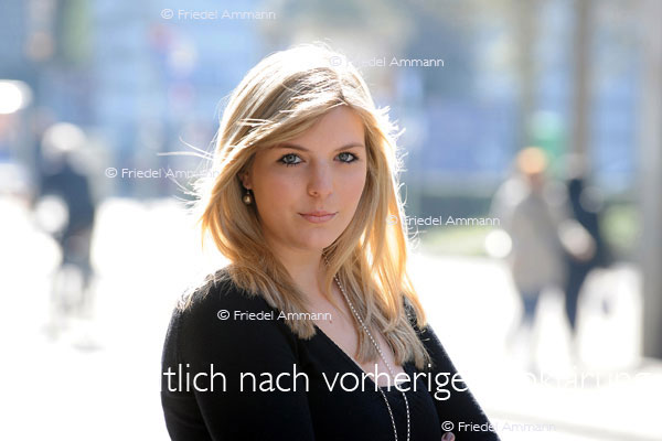Frauen / Women