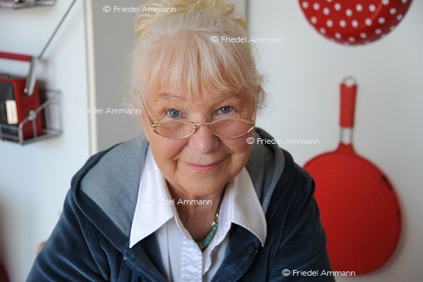 LEBEN – Senioren / Seniors