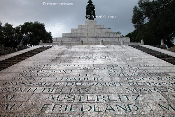 LEBEN - Politik, Geschichte – Napoleon Denkmal, Place d' Austerlitz – Ajaccio, Korsika, France